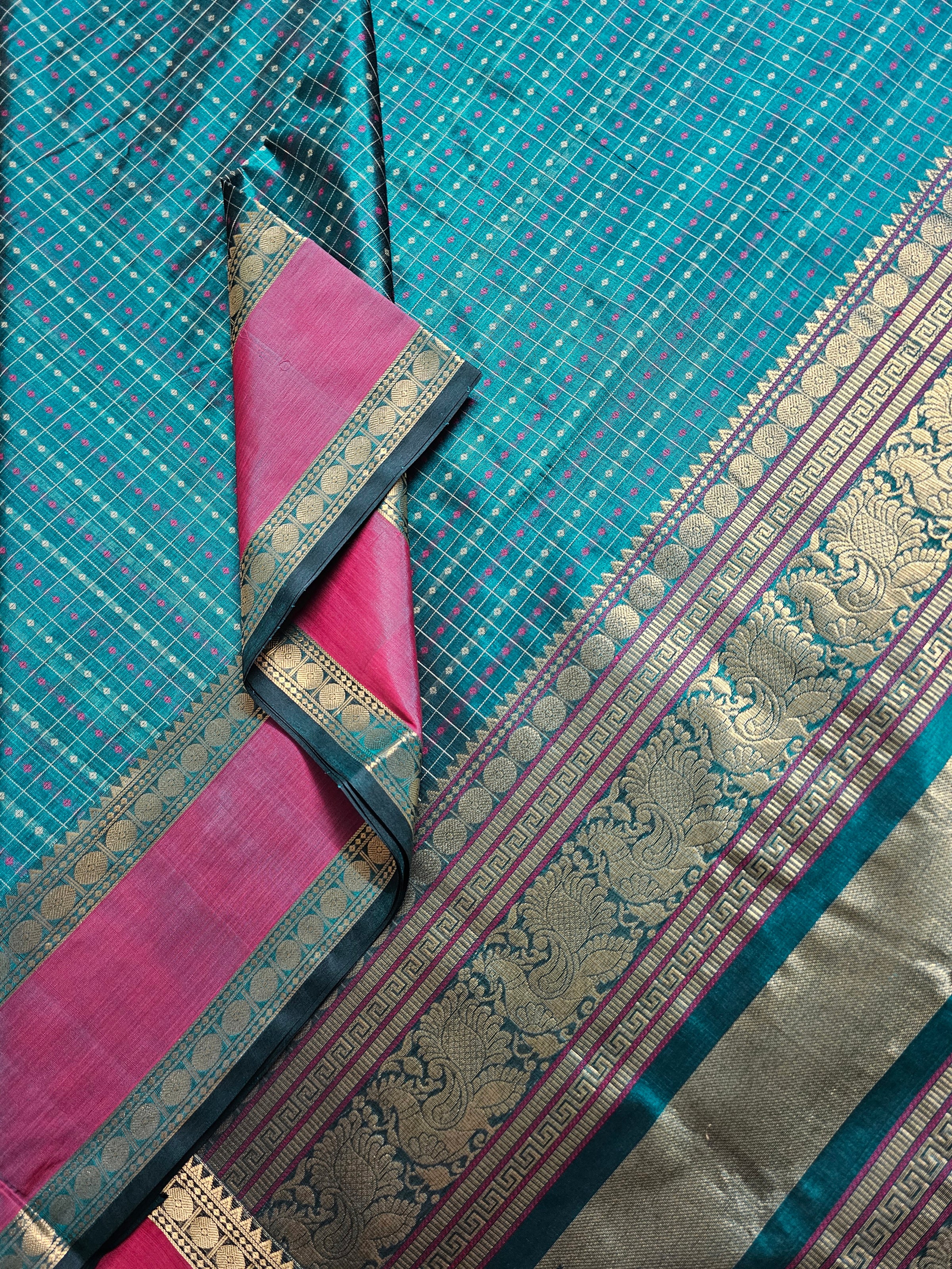 Shatadīpā – Peacock Green Handloom Kanchi Silk Cotton Saree with Lakshadeepam Checks