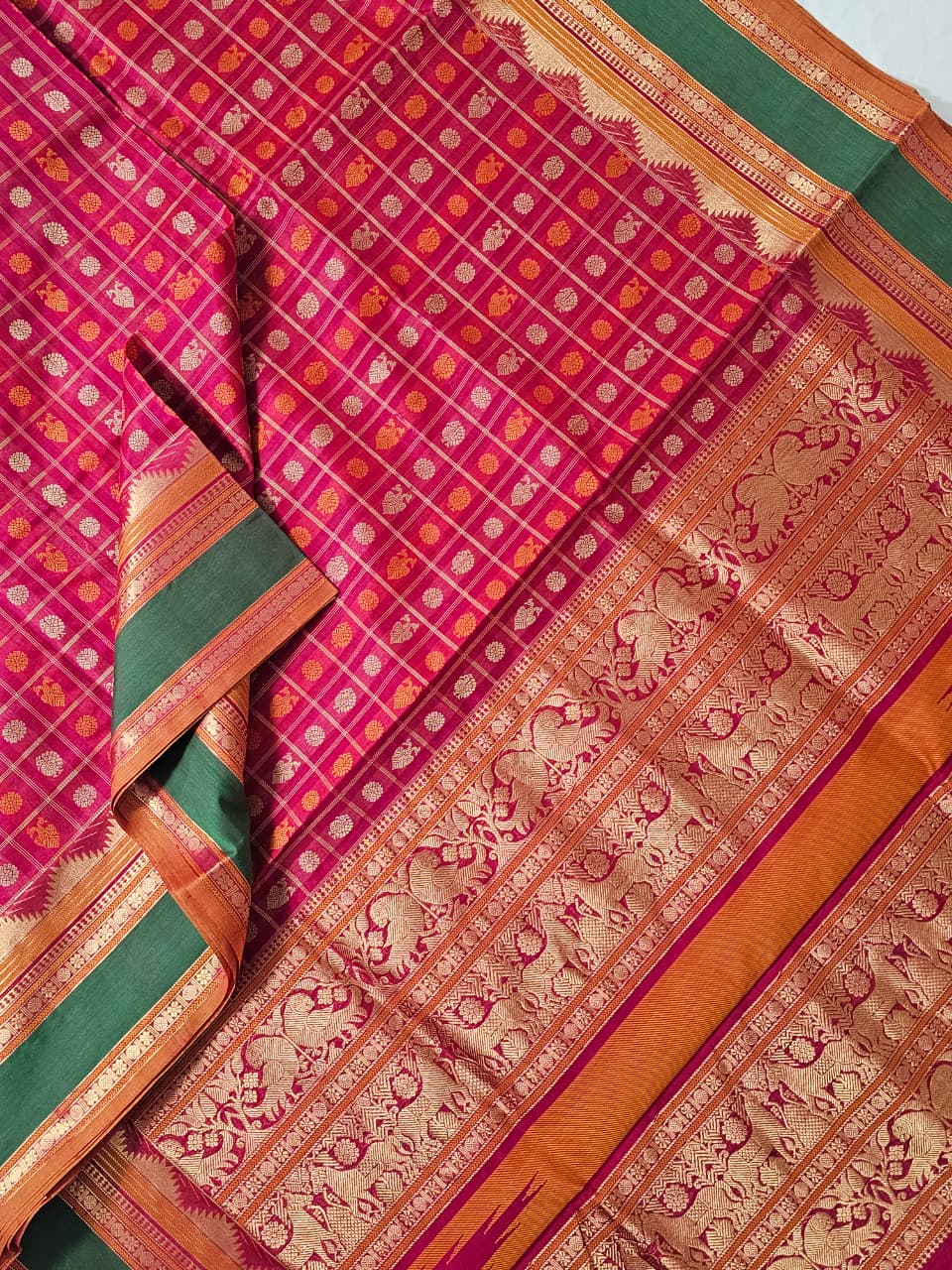 Aayiramgriva – Pink Aayiram Butta Handloom Kanchi Silk Cotton Saree with Gandabherunda Pakshi Motifs