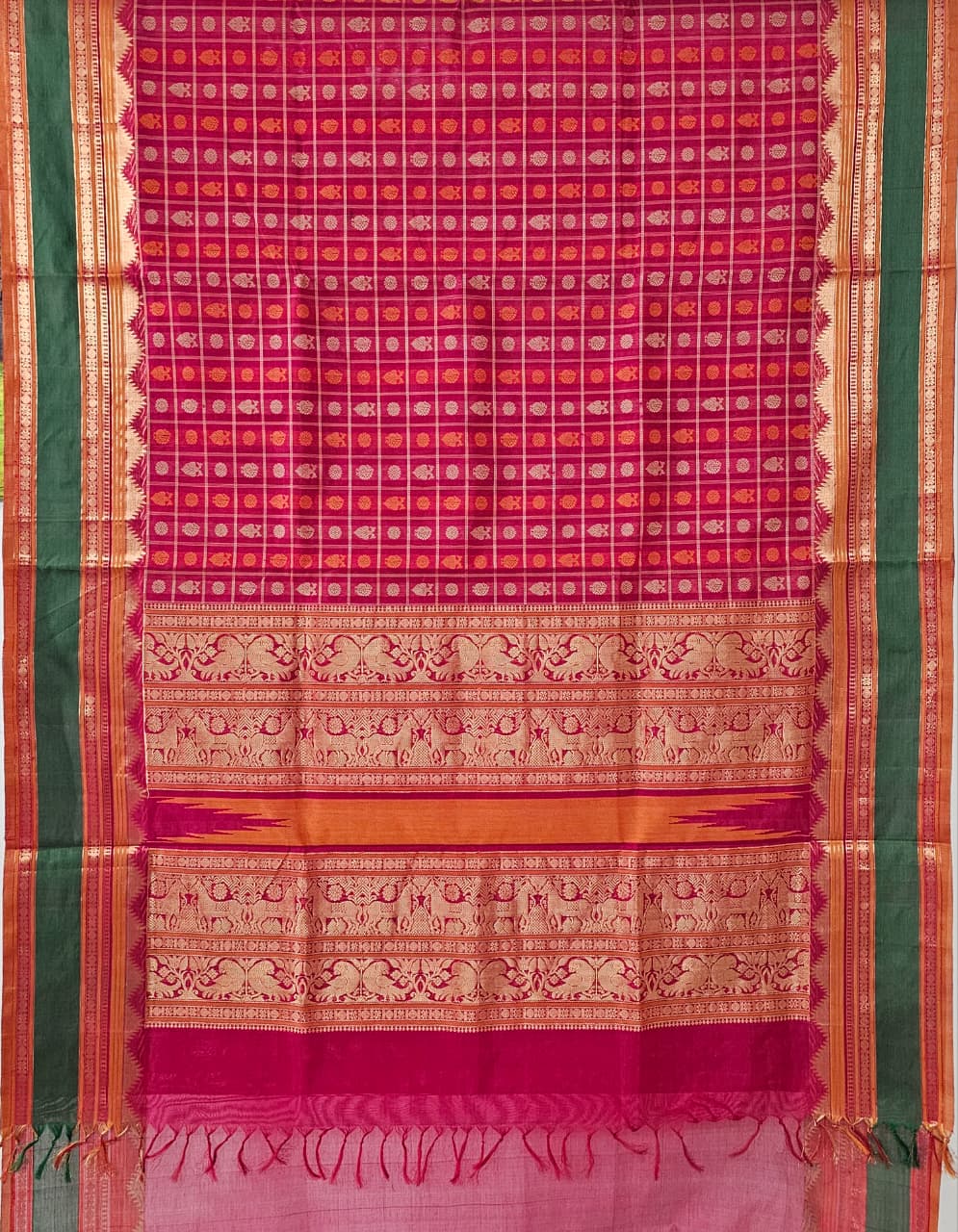 Aayiramgriva – Pink Aayiram Butta Handloom Kanchi Silk Cotton Saree with Gandabherunda Pakshi Motifs