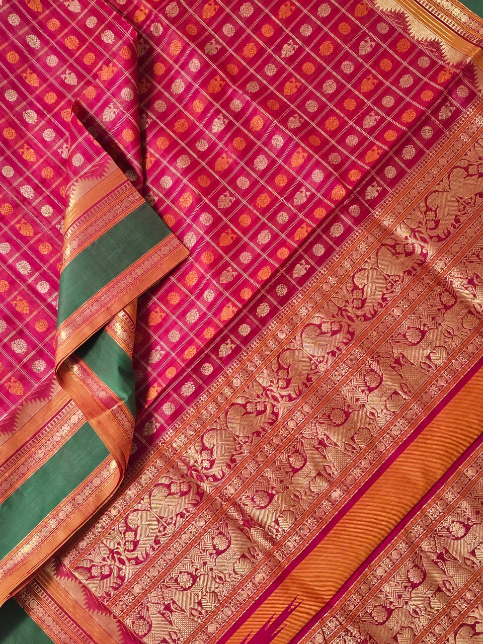 Aayiramgriva – Pink Aayiram Butta Handloom Kanchi Silk Cotton Saree with Gandabherunda Pakshi Motifs