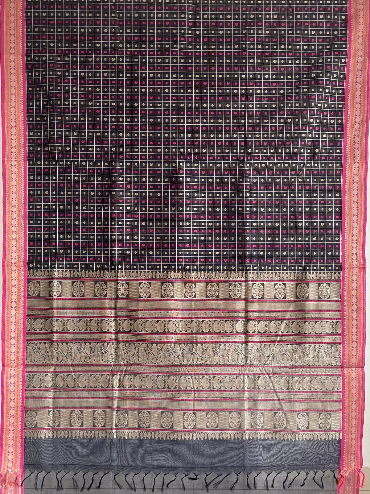 Black Lakshadeepam Handloom Kanchi Cotton Saree with Pink Border