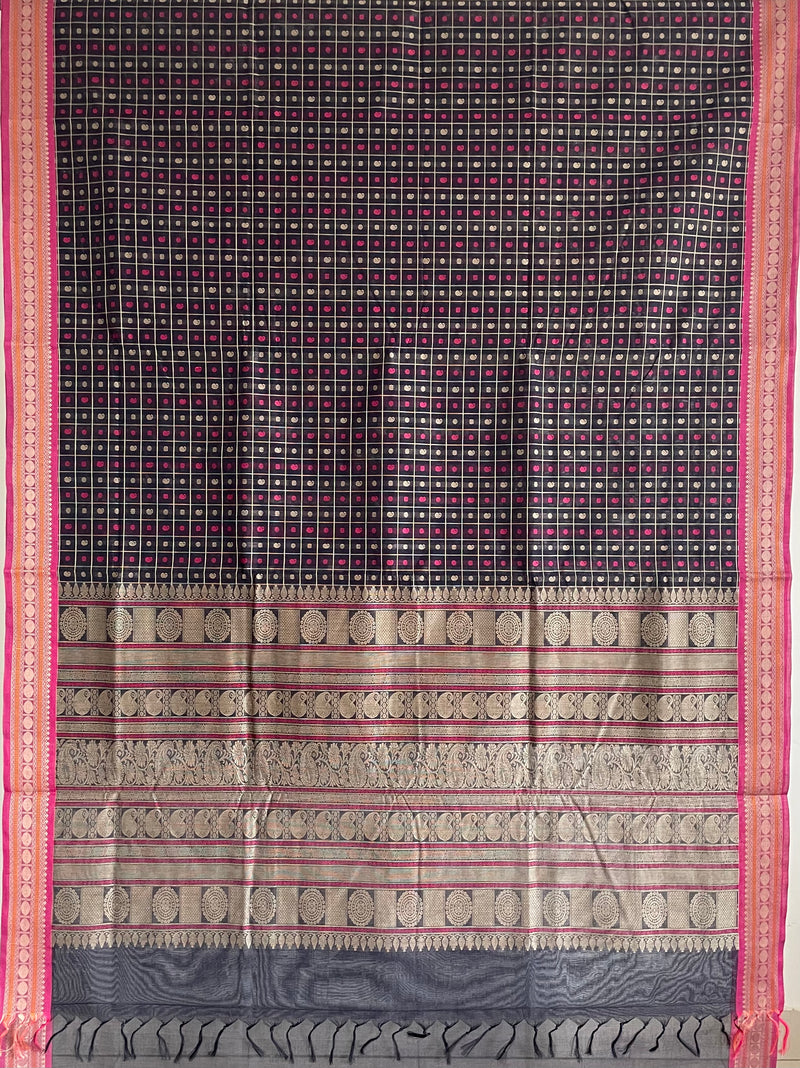 Black Lakshadeepam Handloom Kanchi Cotton Saree with Pink Border