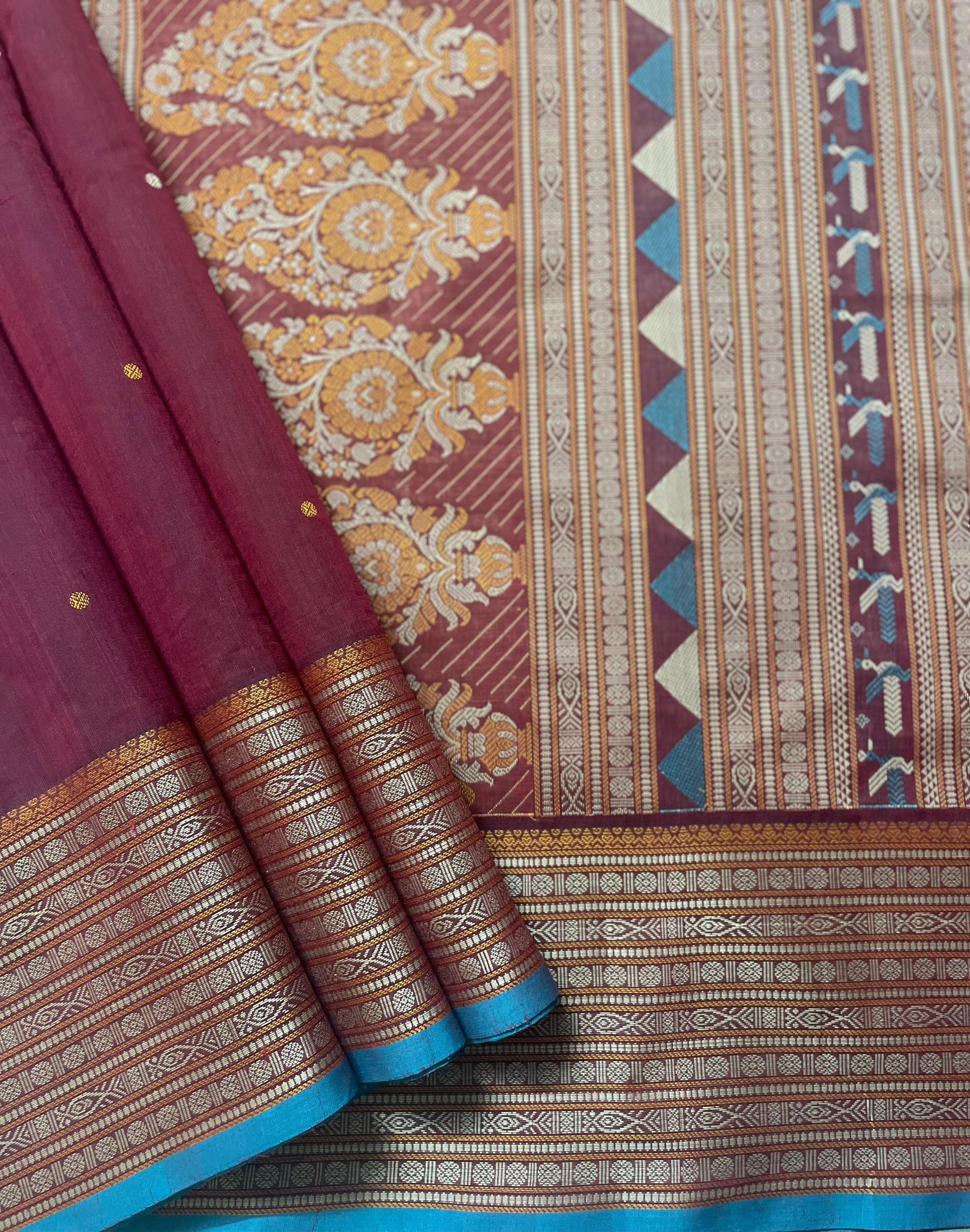 Burgundy Red Dual Tone Handloom Kanchi Cotton Saree with Bomkai Pallu