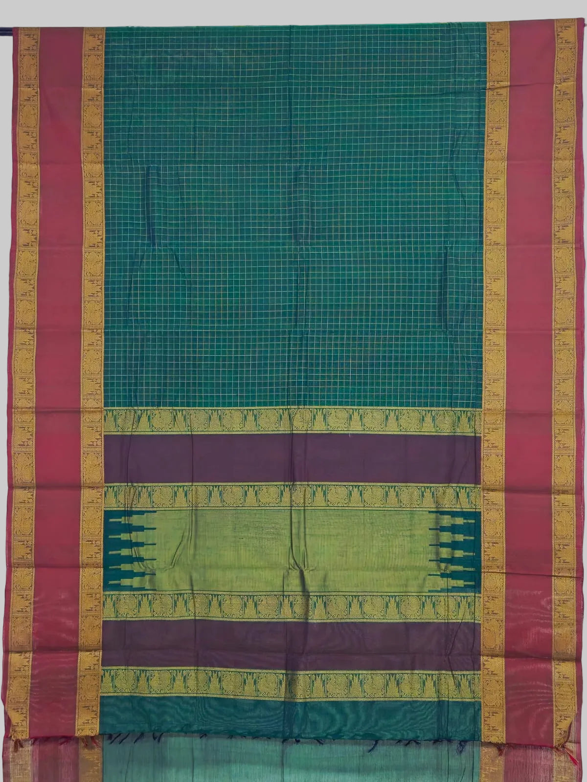 Green Handloom Kanchi Cotton Saree with Rettai pet Border