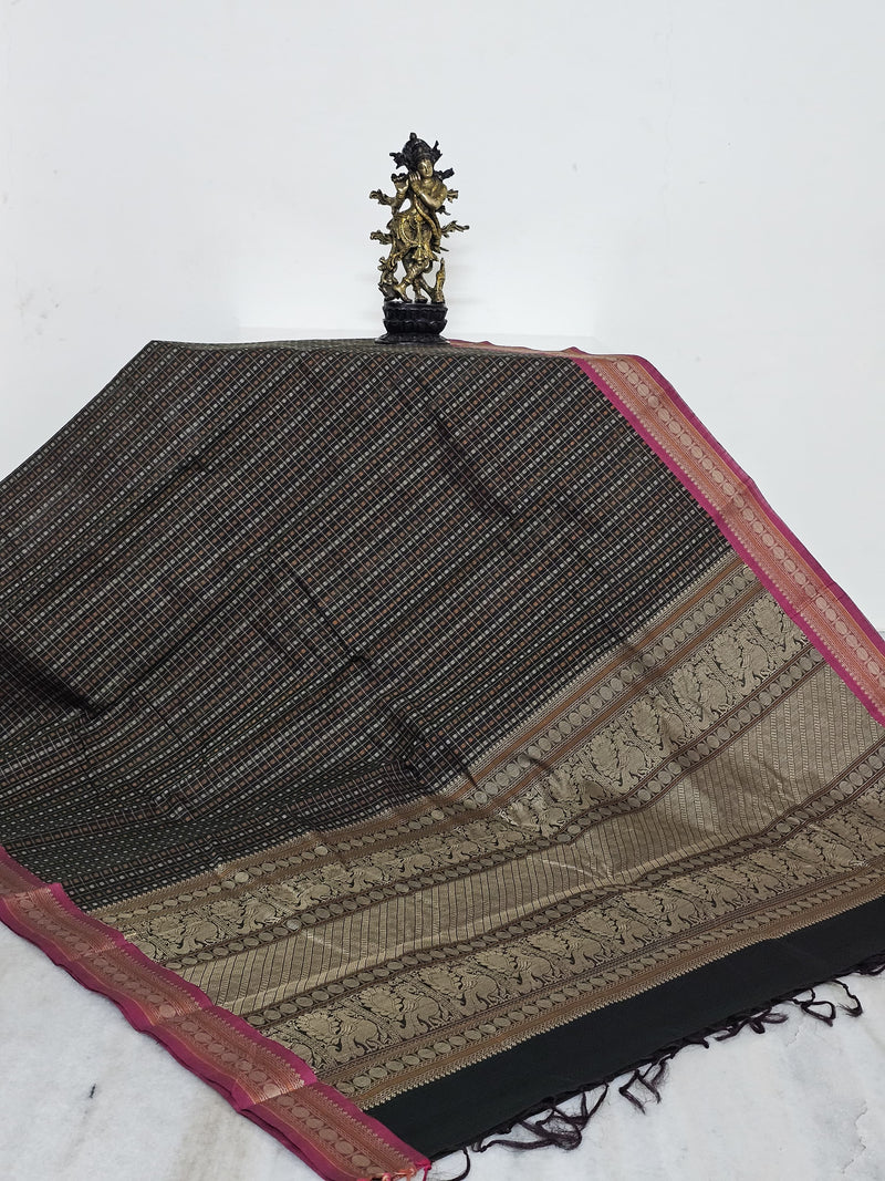 Green and Brown Dual Tone Lakshadeepam Handloom Kanchi Cotton Saree