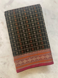 Green and Burgundy Dual Tone Lakshadeepam Handloom Kanchi Cotton Saree