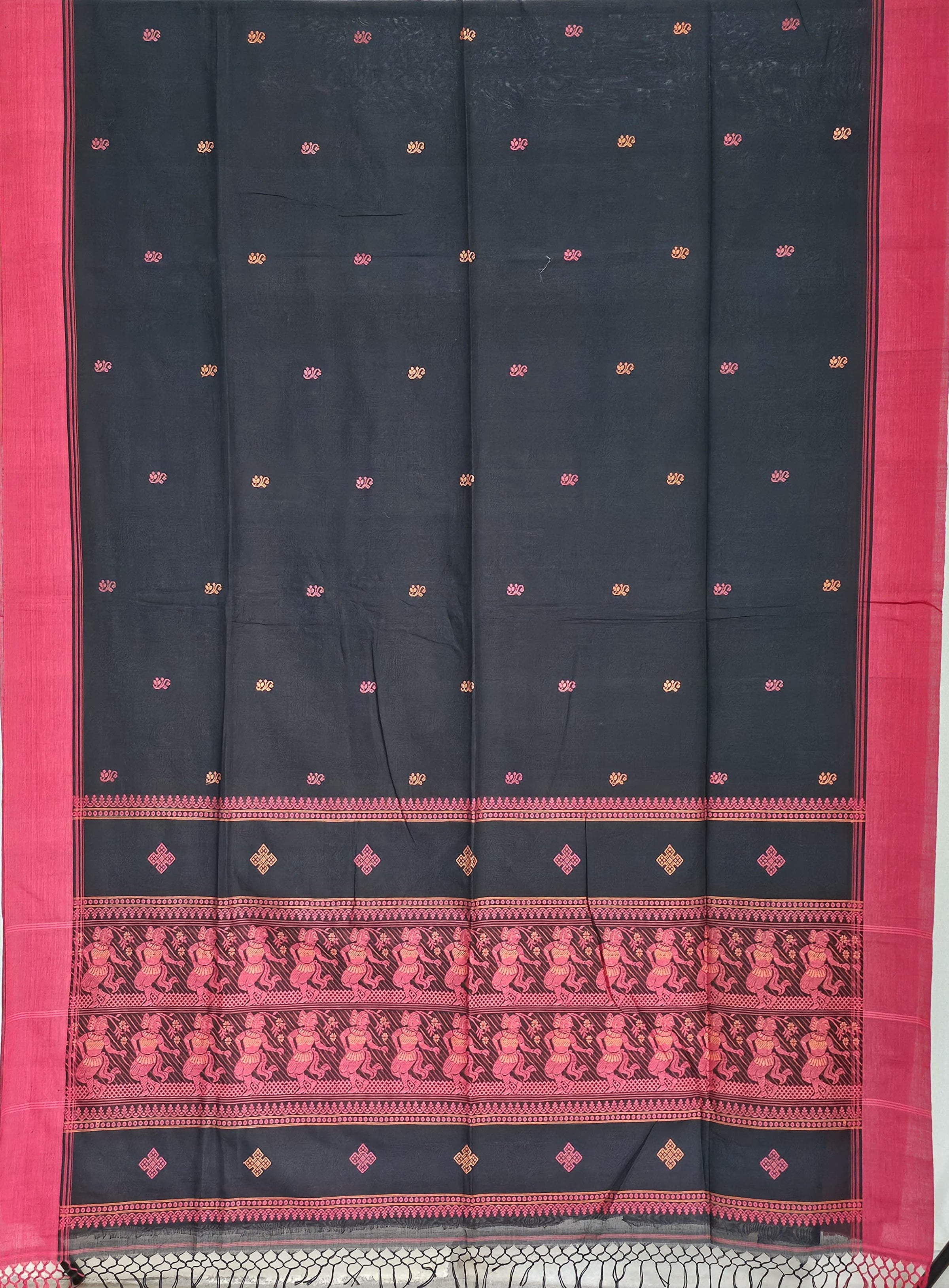 Kalavalli – Black Handloom Bengal Cotton Saree with Baluchari Dance Motif Pallu