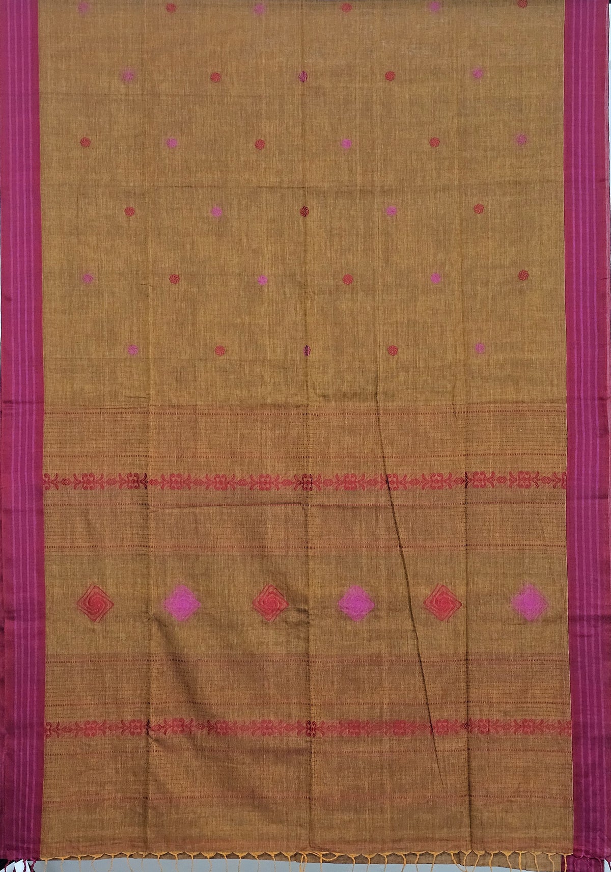 Kanakrekha – Ochre Brown Jamdani Handloom Khadi Saree with Magenta Border