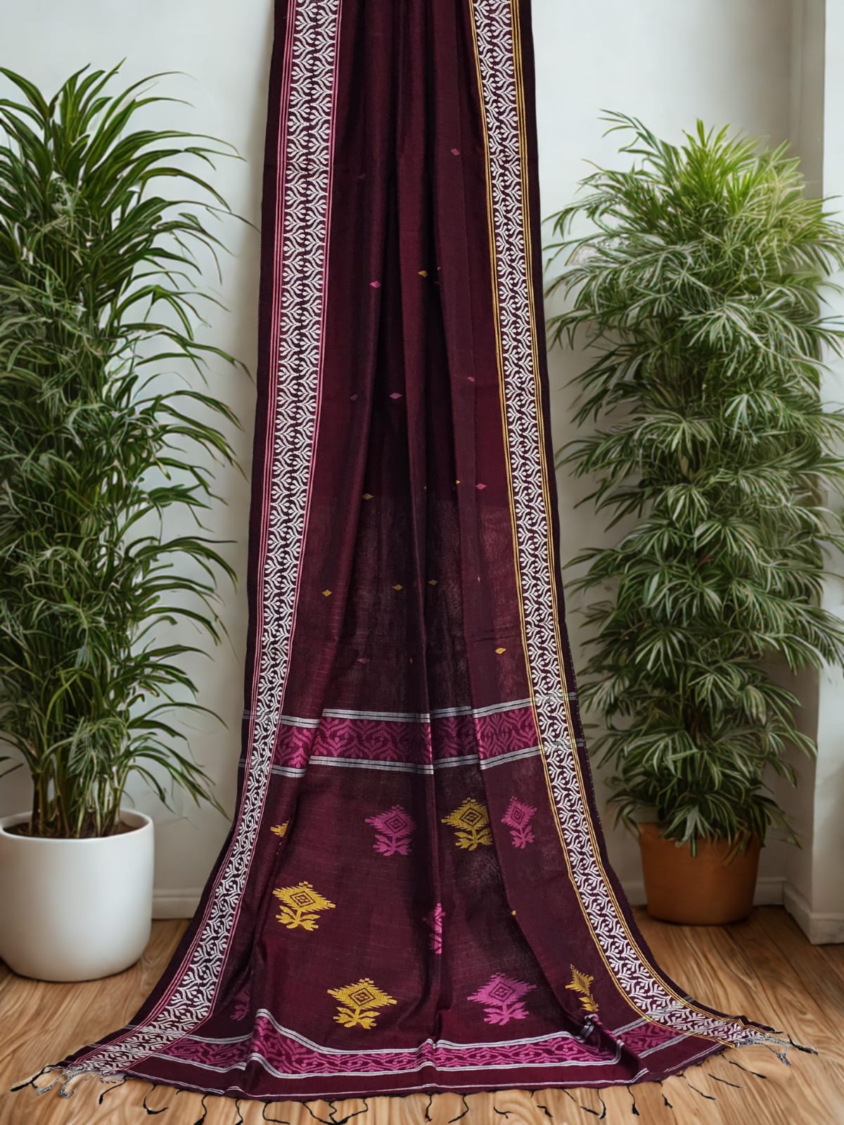 Lalima – Deep Plum Handloom Khadi Saree with White Border and Dual-Tone Motifs