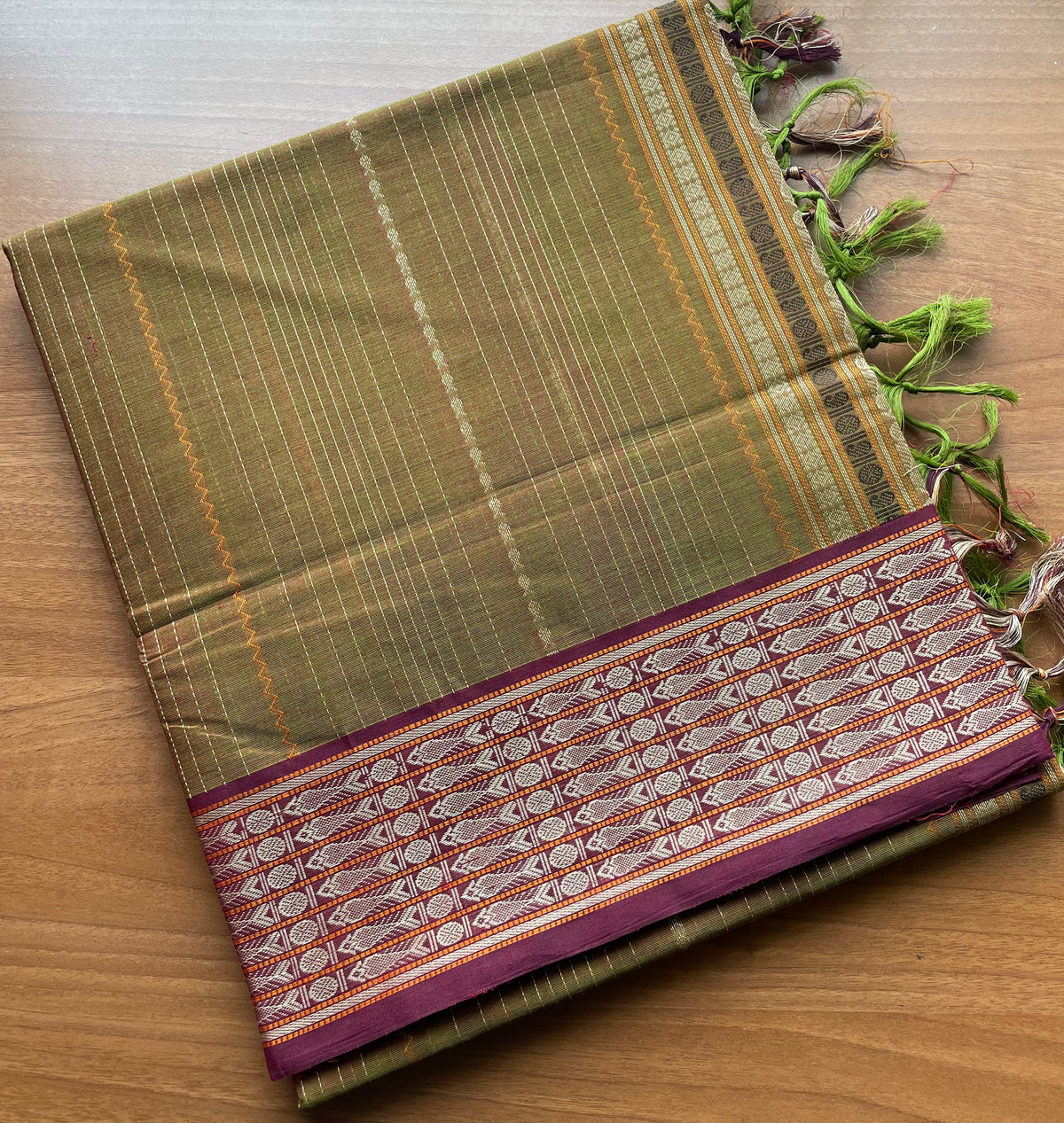 Light Green and Maroon Dual Tone Handloom Kanchi Cotton Saree