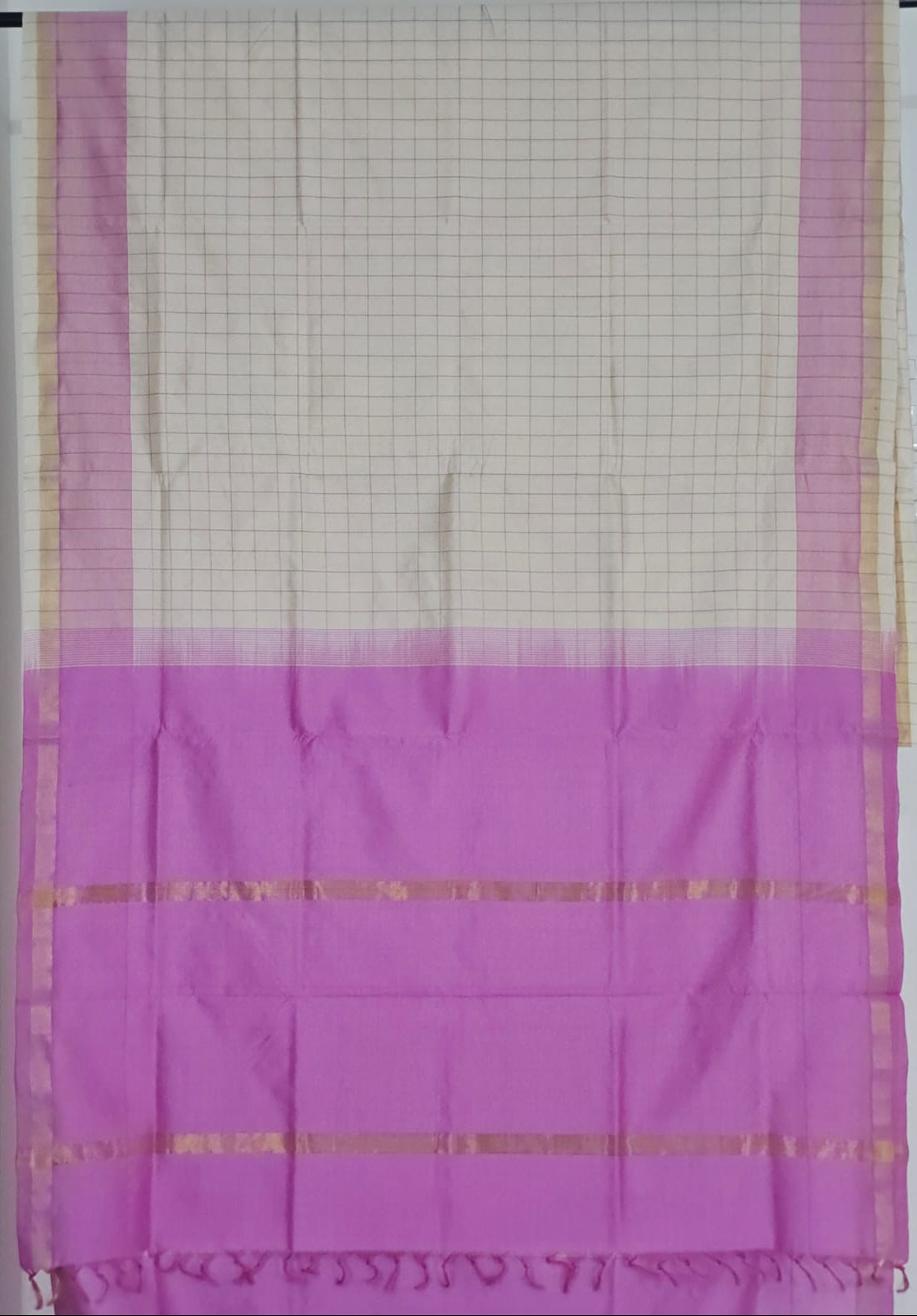 Off White Checkered Handloom Venkatagiri Silk Cotton Saree with Pink Pallu