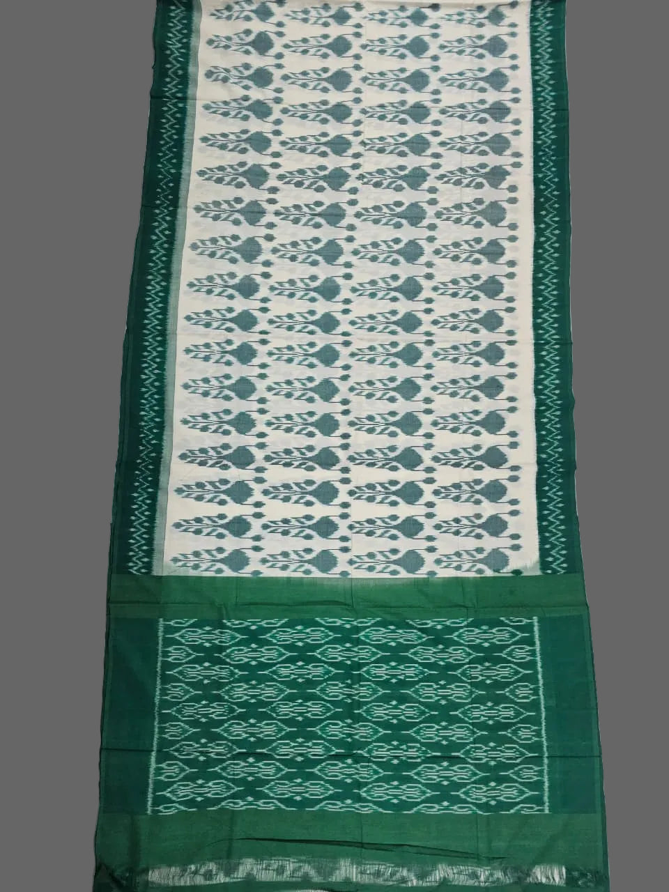 Off White and Green Handloom Pochampally Mercerized Cotton Saree