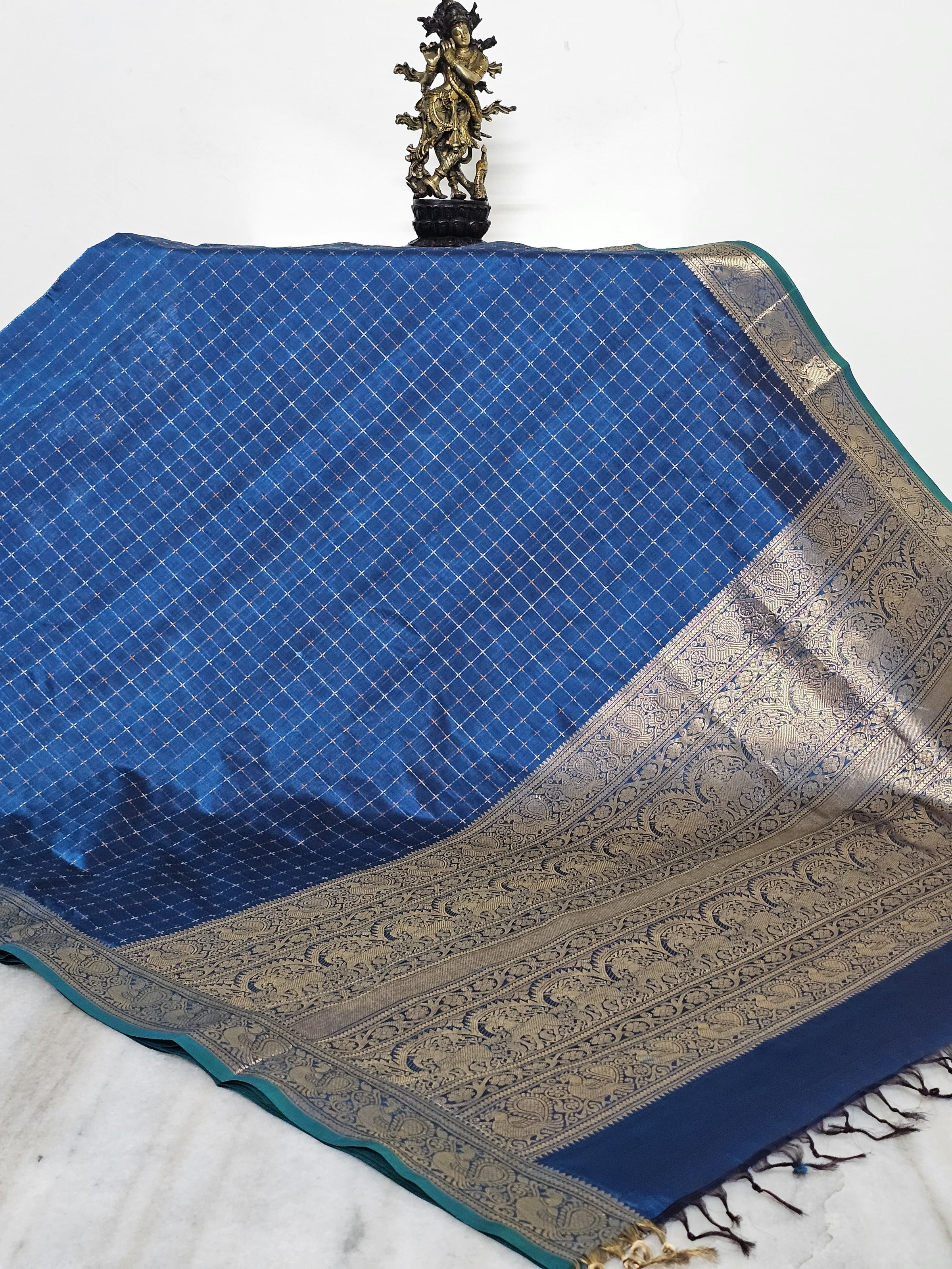 Manjari – Peacock Blue Handloom Kanchi Cotton Saree with Vaira Oosi Motifs