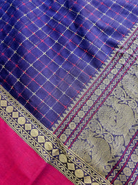 close up of Vaidhehi – Navy Blue Vaira Oosi Pure Handloom Kanchi Cotton Saree with Pink Rettai Pet Border