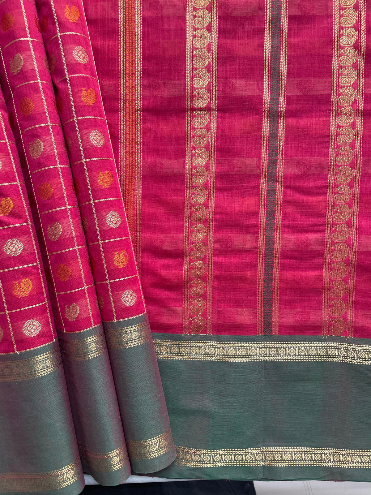 Pink 1000 (Ayiram Putta) Butta Handloom Kanchi Cotton Saree with Ganga Jamuna Border