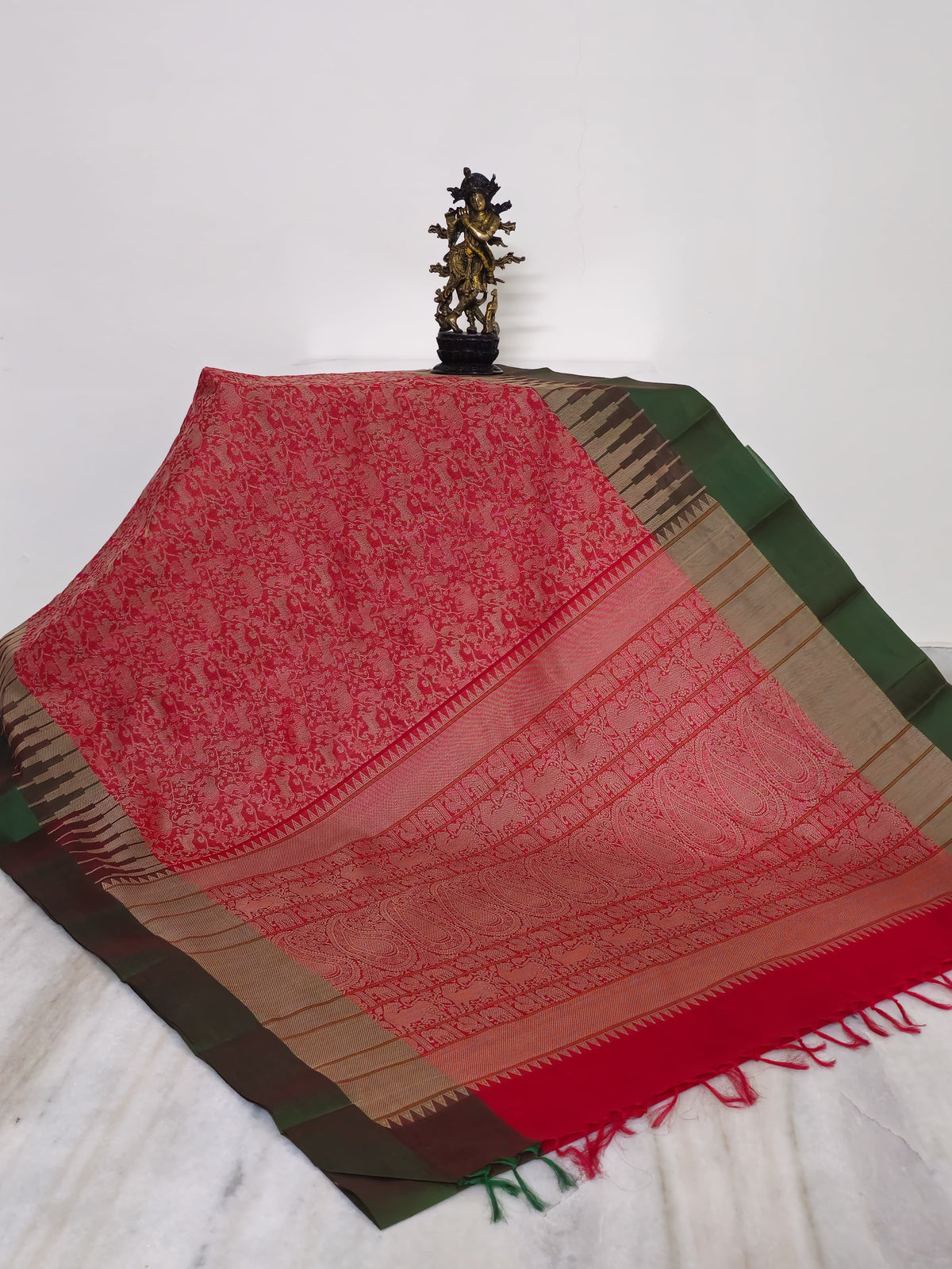 Red Vanasingaram Handloom Kanchi Cotton Saree with Green Border