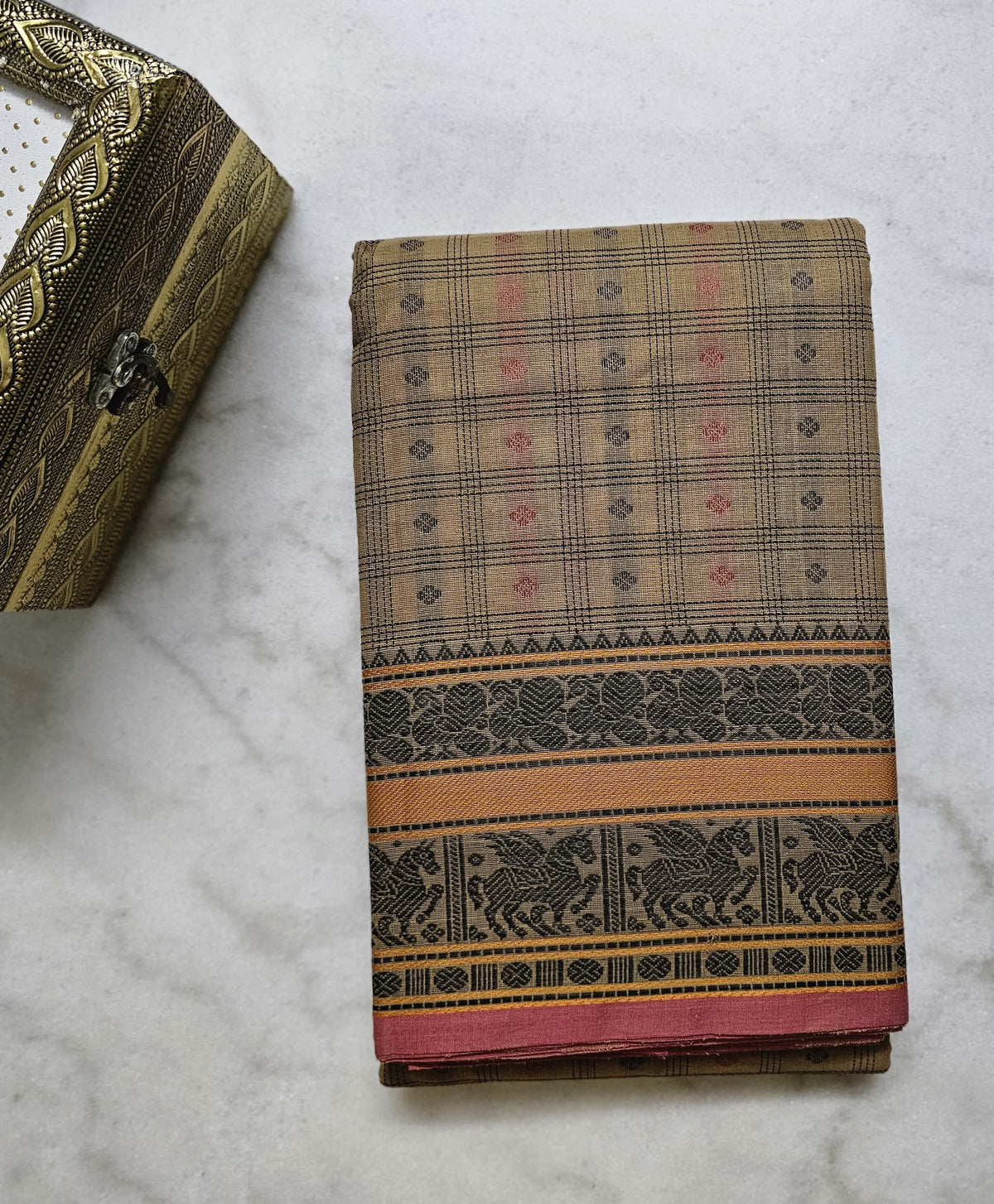 Wheatish Beige Thousand Butta Handloom Kanchi Cotton Saree with Pink Border