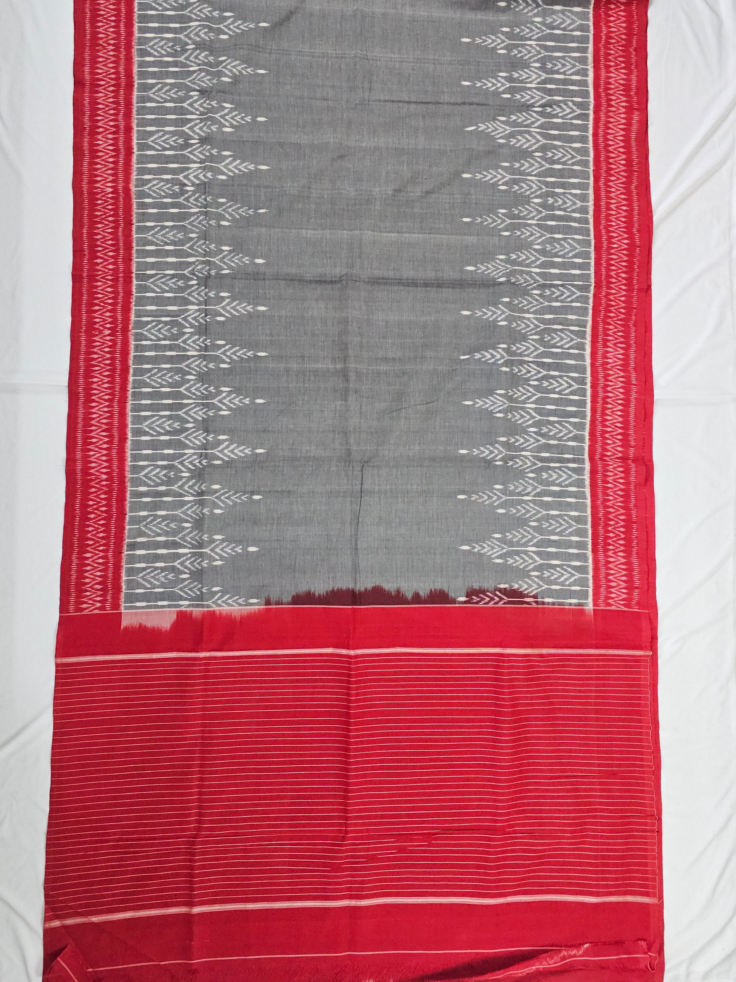 Grey and Red Handloom Pochampally Ikkat Mercerized Cotton Saree - Kleemkaara