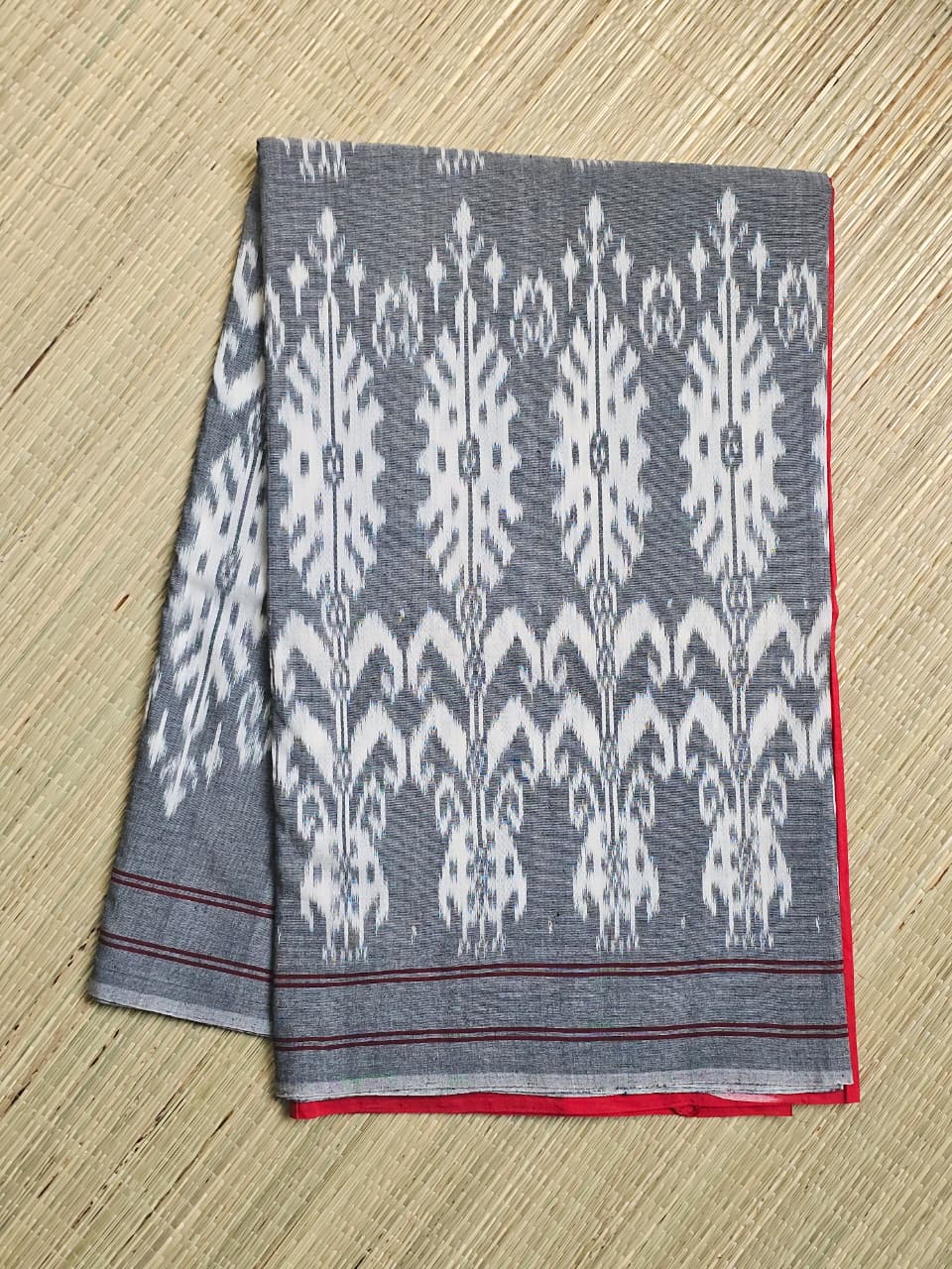 Grey and White Handloom Pochampally Ikkat Mercerized Cotton Saree - Kleemkaara