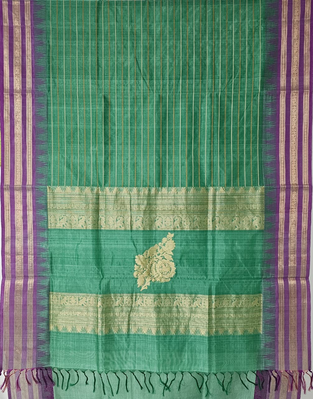 Hemavalli – Green Handloom Kanchi Silk Cotton Saree with Lavender Zari Border - Kleemkaara