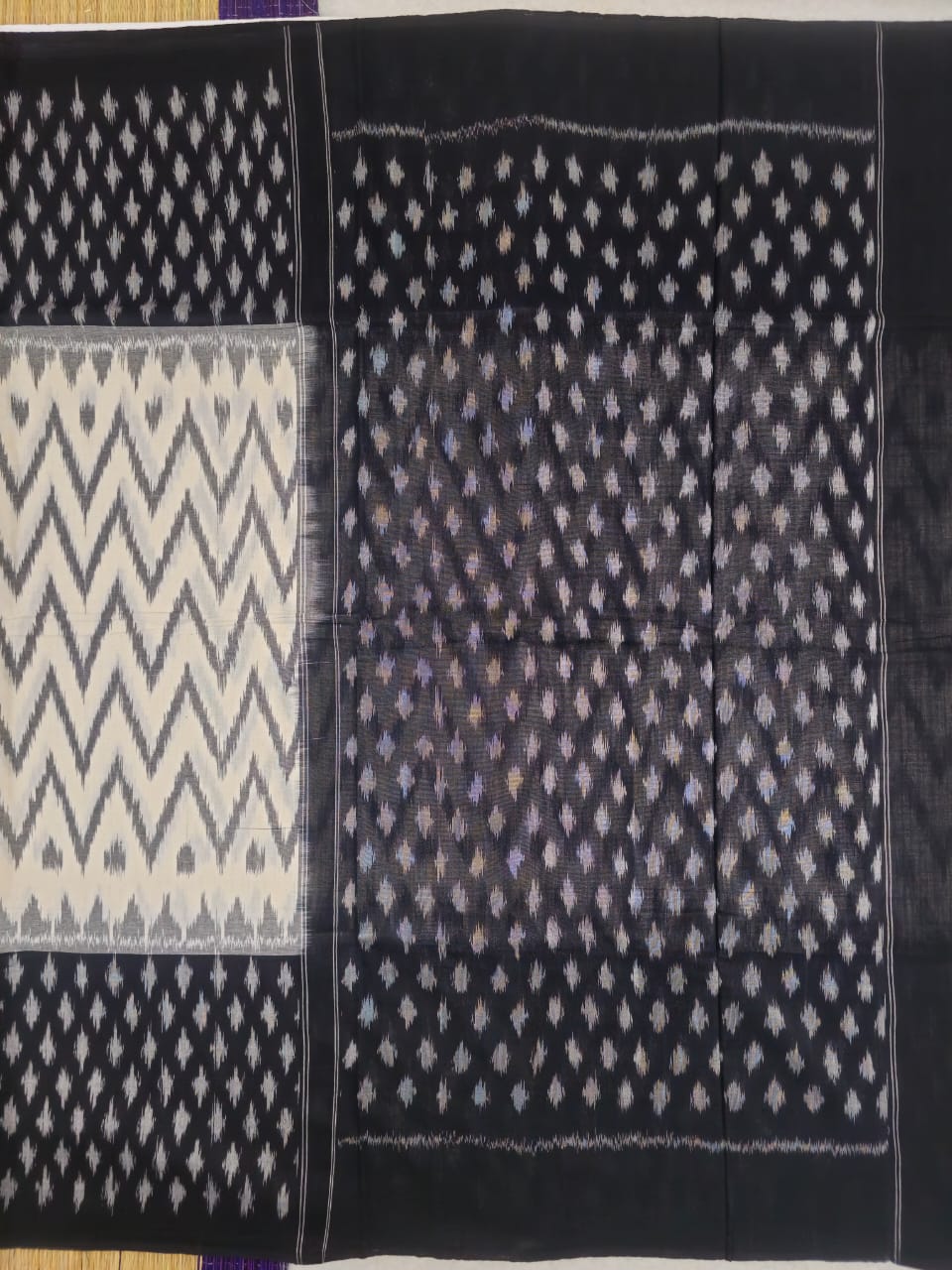 Black and White Handloom Pochampally Ikkat Mercerized Cotton Saree
