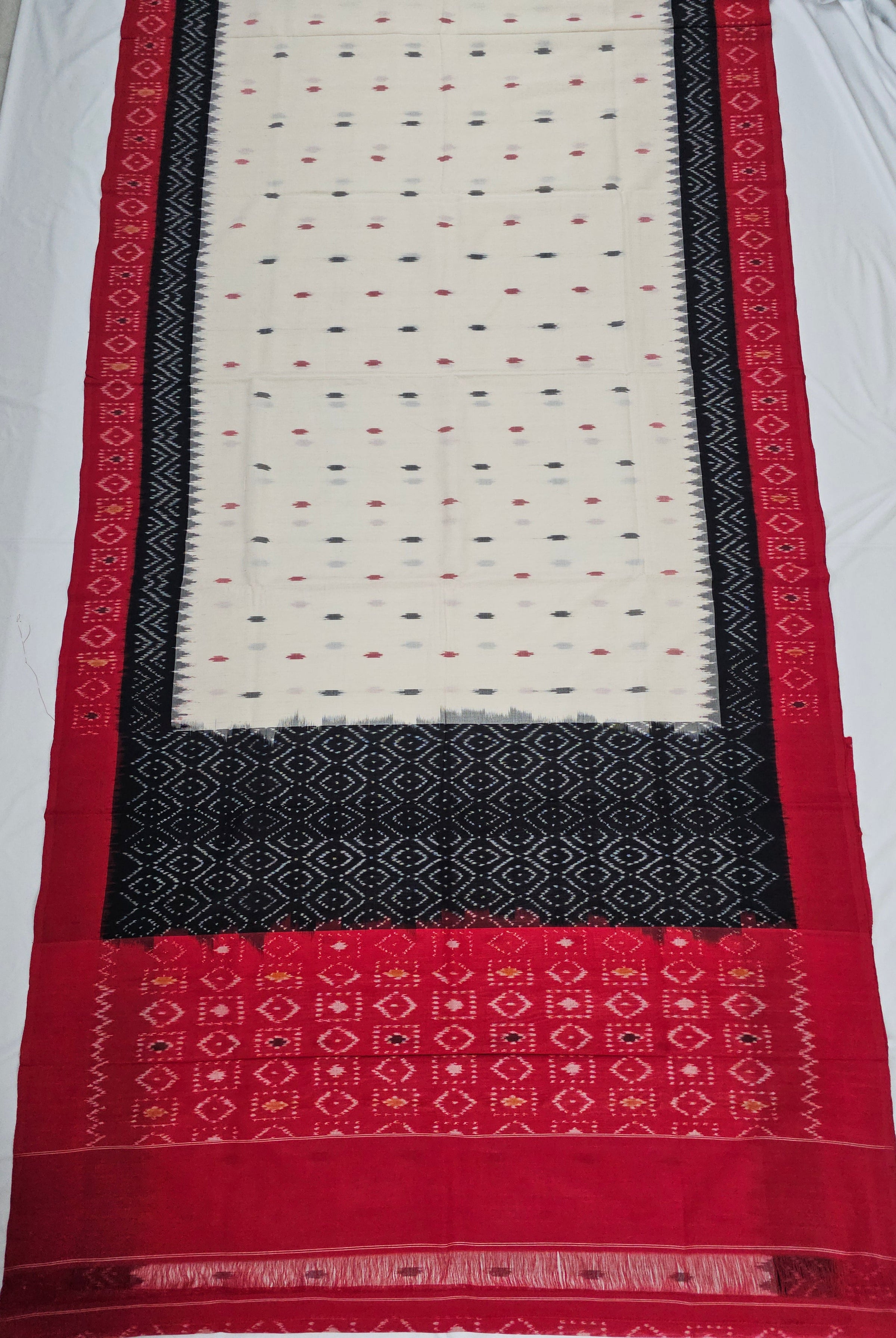 White Handloom Pochampally Ikkat Mercerized Cotton Saree with 2 tone Motifs