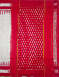 Pallu close up of White and Red Handloom Pochampally Ikkat Mercerized Cotton Saree with Temple Border