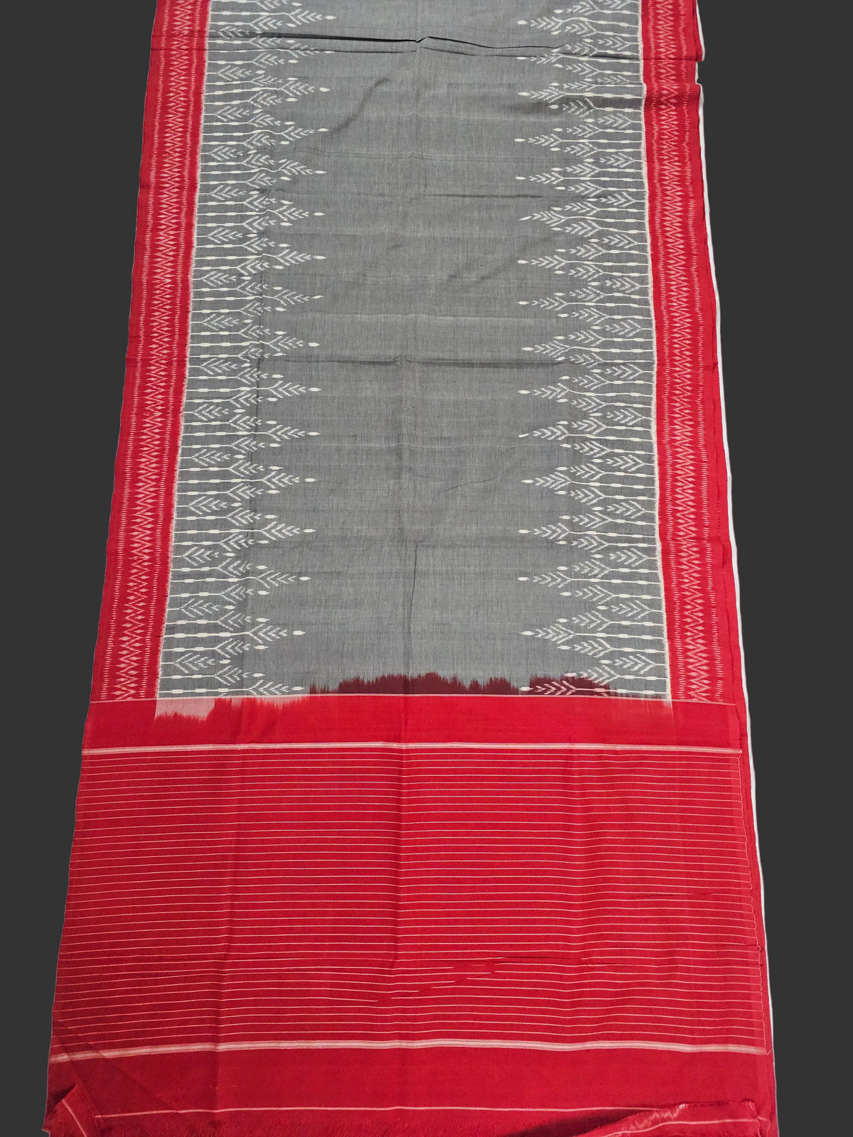 Grey and Red Handloom Pochampally Ikkat Mercerized Cotton Saree