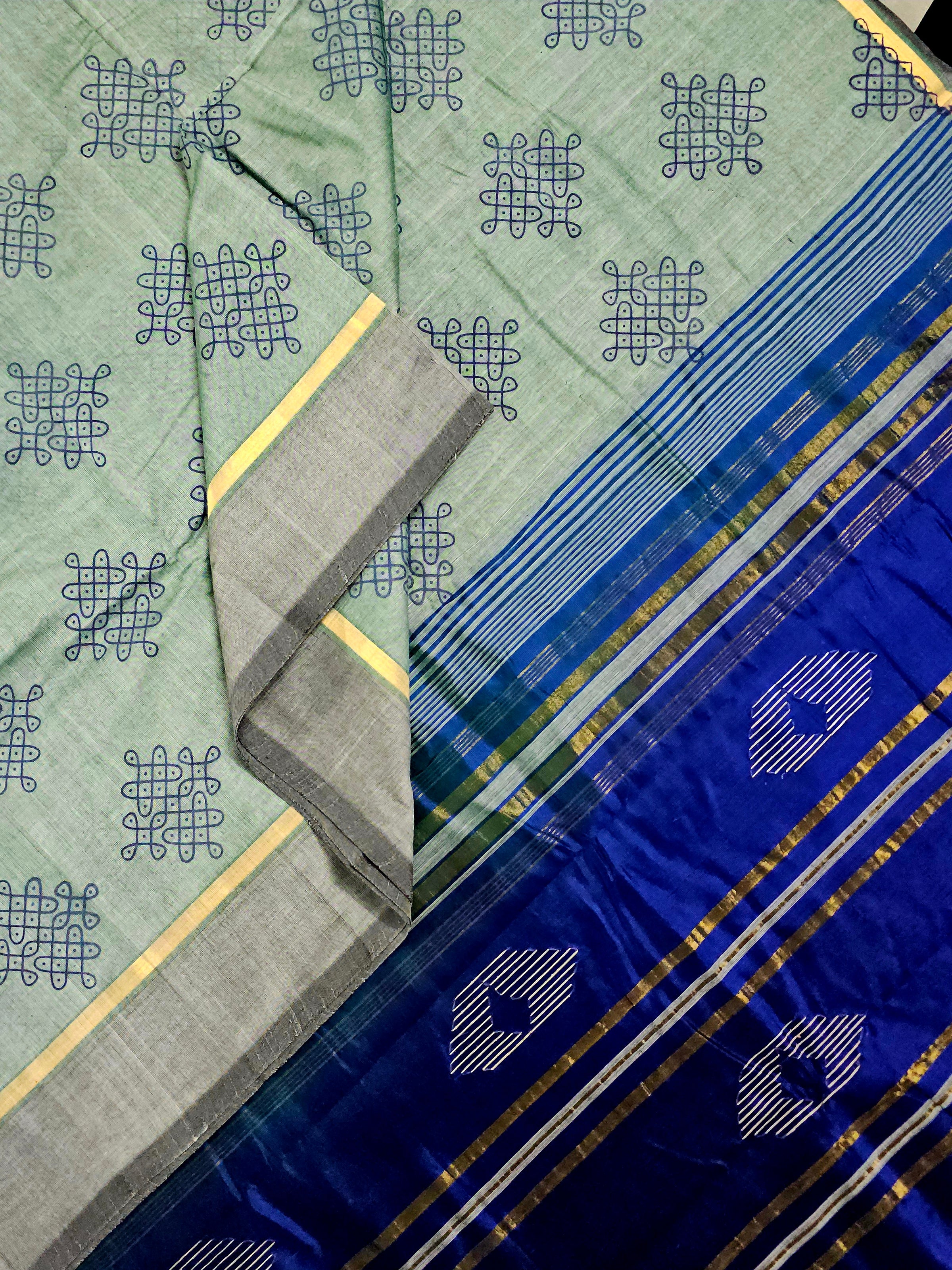 Mridul – Light Greyish Blue Dual Tone Handloom Bamboo Cotton Saree with Navy Blue Silk Pallu