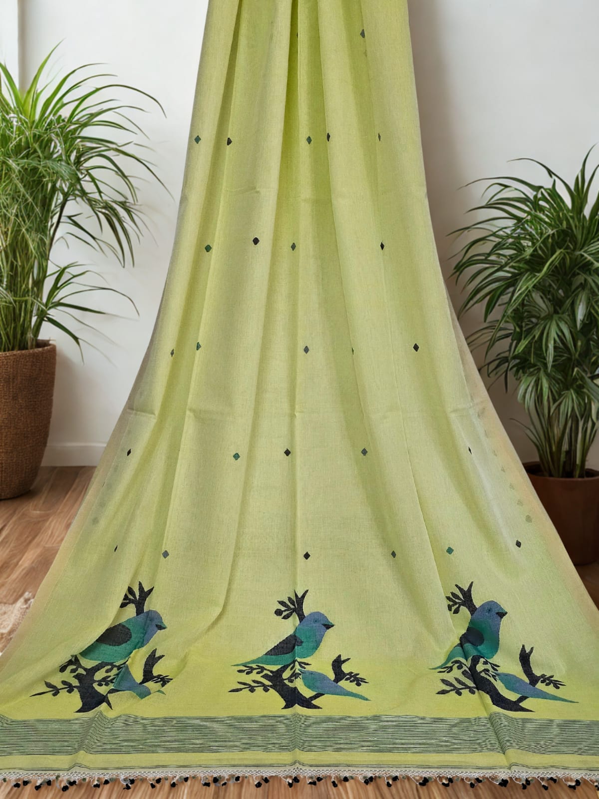 Tejasvini – Yellow Jamdani Handloom Bengal Cotton Saree - Kleemkaara