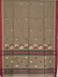 Vaishnavi – Wheatish Beige Handloom Bengal Cotton Saree with Maroon Floral Pallu - Kleemkaara