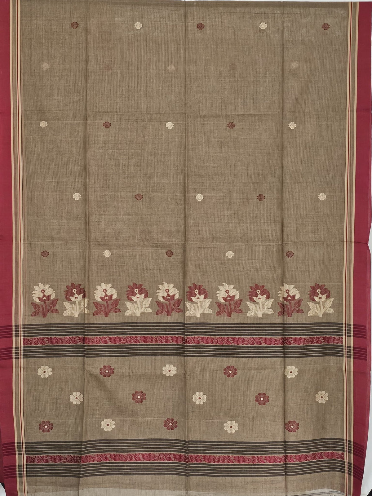 Vaishnavi – Wheatish Beige Handloom Bengal Cotton Saree with Maroon Floral Pallu - Kleemkaara